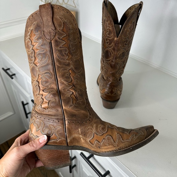 Ariat Brown Embroidered Western Cowgirl Boots – Women’s Size 8B - Picture 7 of 8